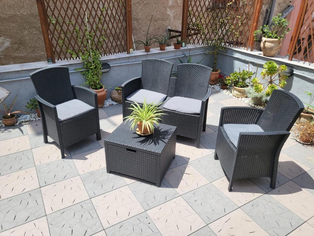 Casetta Poli- Appartamento Con Terrazza - Centro Storico Palermo Eksteriør billede