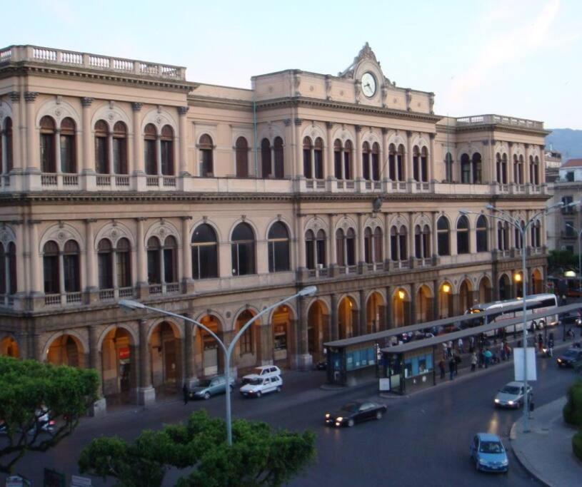 Casetta Poli- Appartamento Con Terrazza - Centro Storico Palermo Eksteriør billede